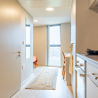 Platinum Studio Floors 1-6 - Image 1